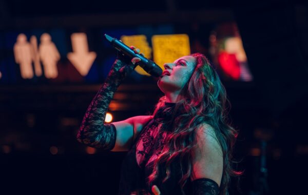 Totally Crazy Shania Twain Tribute Image