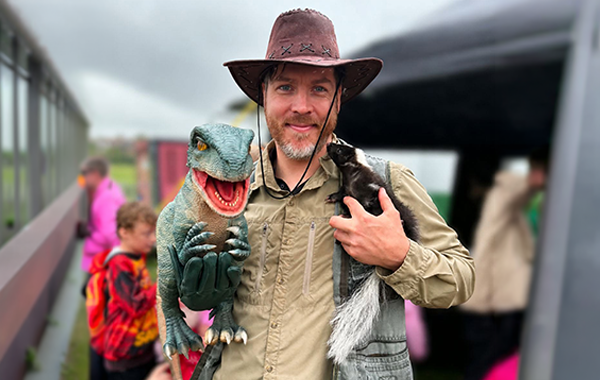 Wanderland - Baby Dinsoaur, Ranger, and Animal Roadshow
